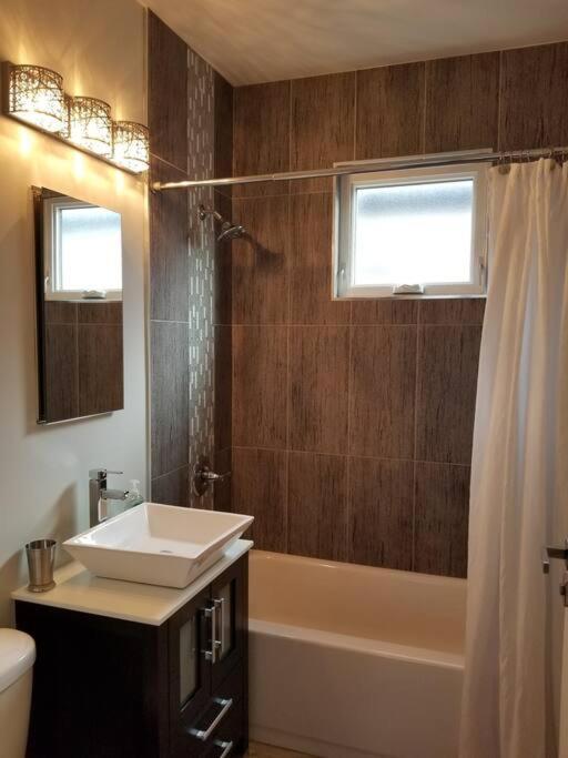 Ferienwohnung Nice And Cozy. Sleeps 5. Chicago Exterior foto